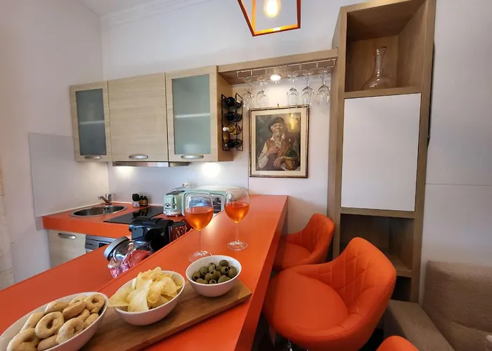 Venus Aurelia Antica * רומא